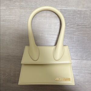 Jacquemus Beige Moyen Women's Bag